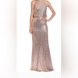 Show stopper!Rose gold/blush fully sequined Badgley Mischka evening gown Size 14